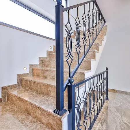 Gulay - Kalkan Vilă *